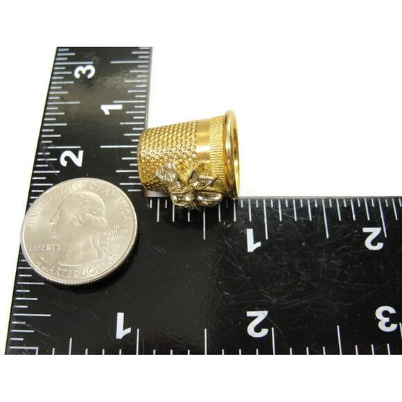 Golden Glam Thimble with Bling Bow - Picture 9 of 11